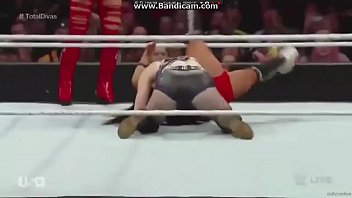 Paige Vs The Bellas. Handicap Match. Raw 2015